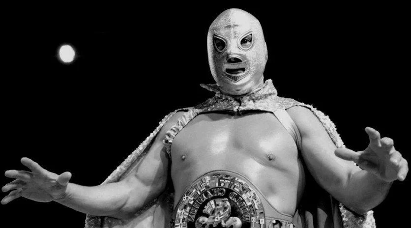 El Santo: la historia completa del Enmascarado de Plata, el ídolo eterno de México